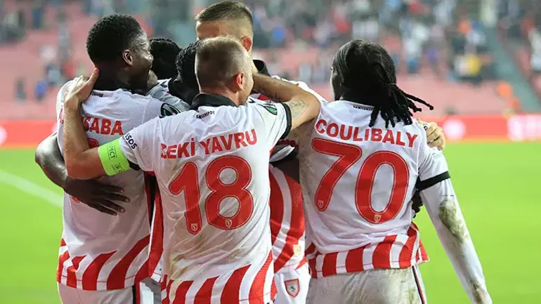 Samsunspor UEFA Avrupa Konferans Ligi’nde yoluna kayıpsız gidiyor bir Tokat’ta Dinamo Kiev’e